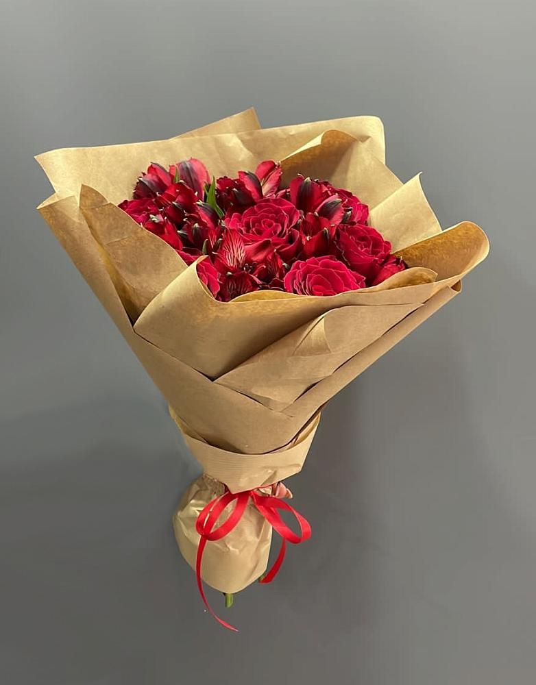 Букет цветов из: Альстромерии и Розы в Тополево