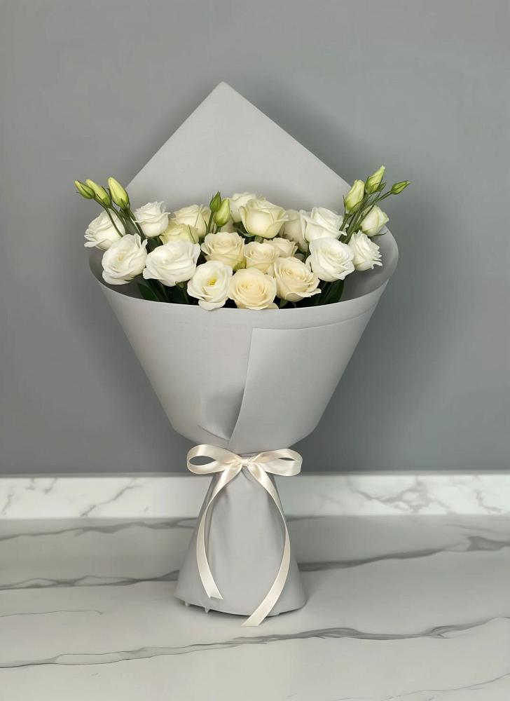 Букет цветов из: Розы и Лизиантусы в Тополево