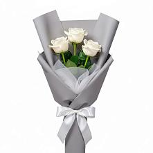 Букет 3 белые розы в Тополево