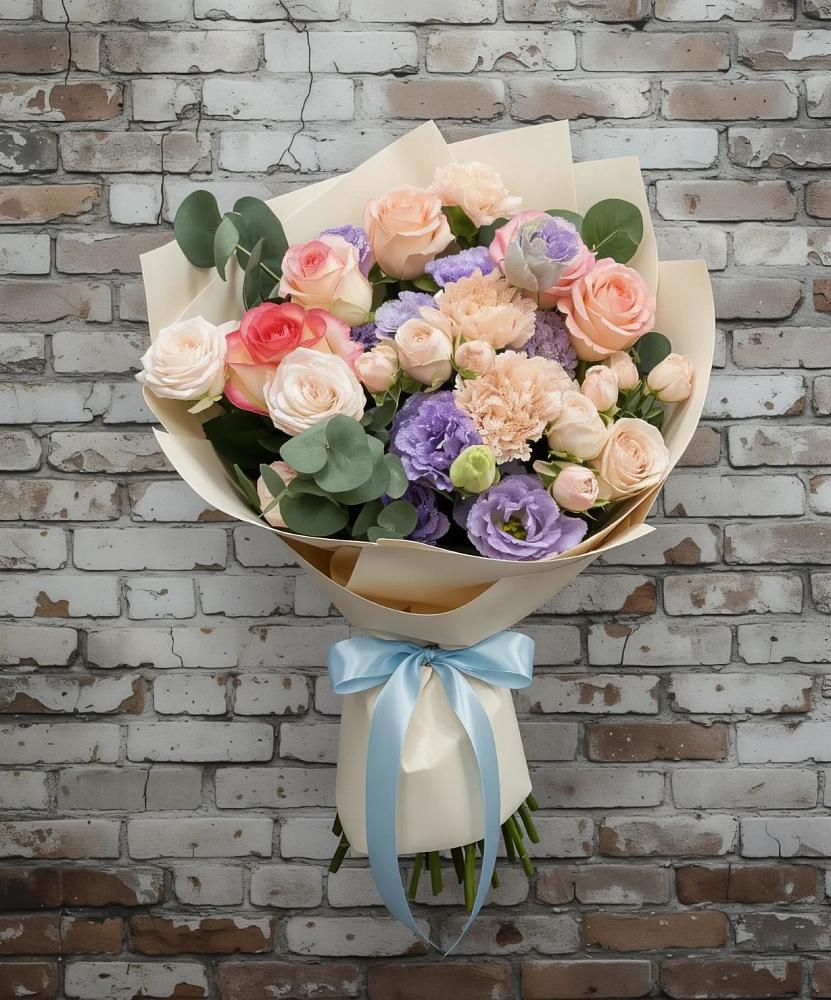 Букет цветов из: Розы, Лизиантусы и Гвоздики в Тополево