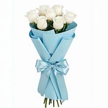 Букет 7 белых роз Проуд в Тополево