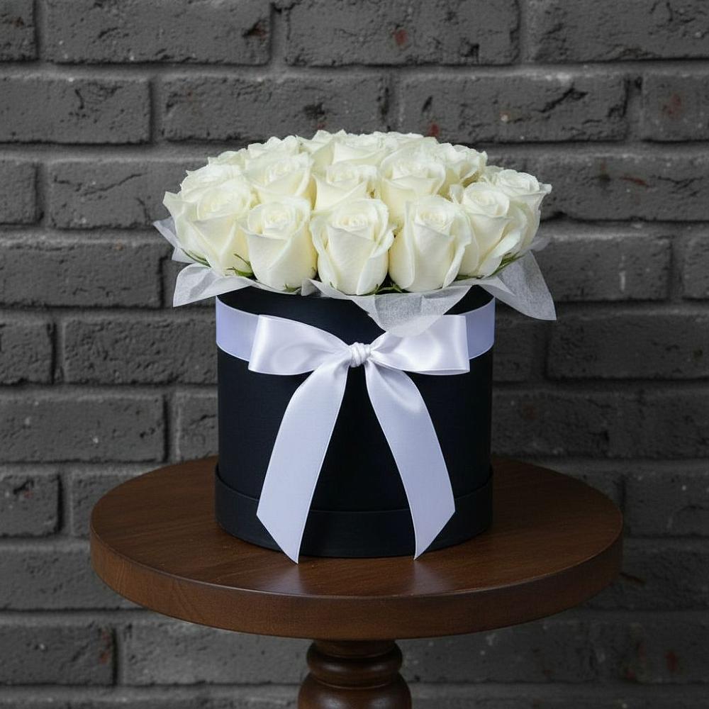 Цветочная композиция из Розы в шляпной коробке в Тополево