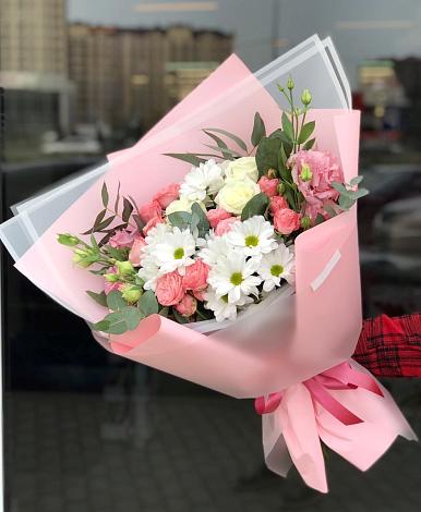Букет цветов из: Розы, Лизиантусы и Хризантемы в Тополево